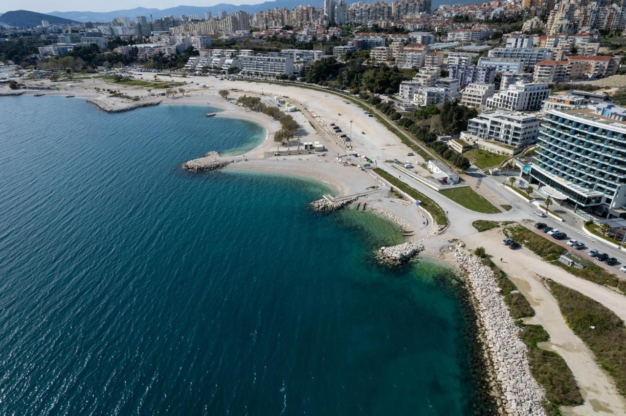 Horizon Apartment Split